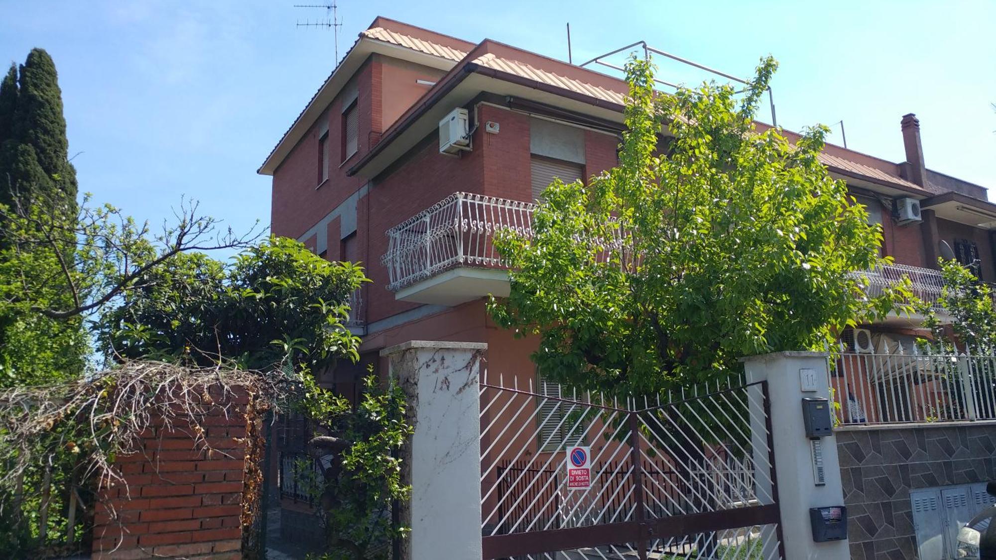 Vacanze Dai Re Hotel Rome Exterior photo